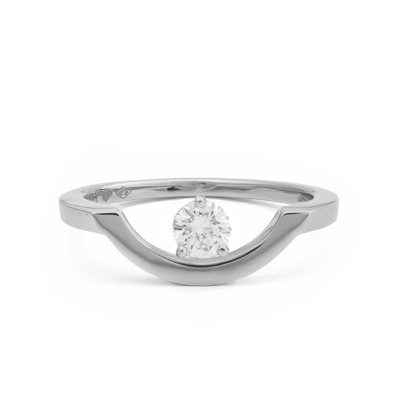Bague_Intrepide_grand_arc_0.25ct_-_Or_blanc_18k_-_diamant_ethique_-_Loyale_Paris