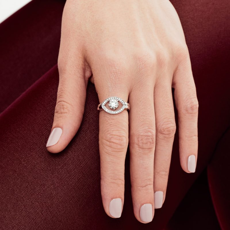 Bague_Intrepide_grand_arc_0.25ct_-_Or_blanc_18k_-_diamant_ethique_-_Loyale_Paris